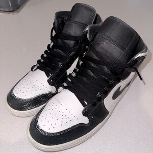 Jordan 1 Black/White
